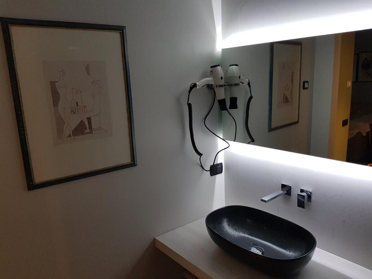 Chocolat La Mairie Apartment Omegna Phòng bức ảnh